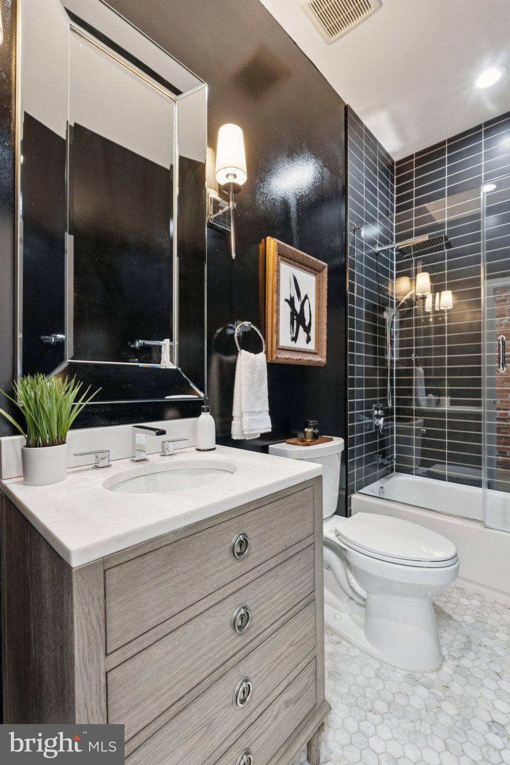 1828 NORTH CAPITOL STREET NW