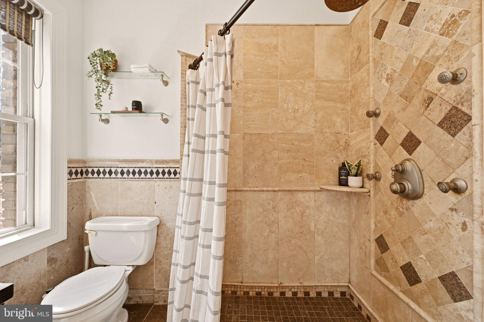 5402 CONNECTICUT AVENUE NW 400