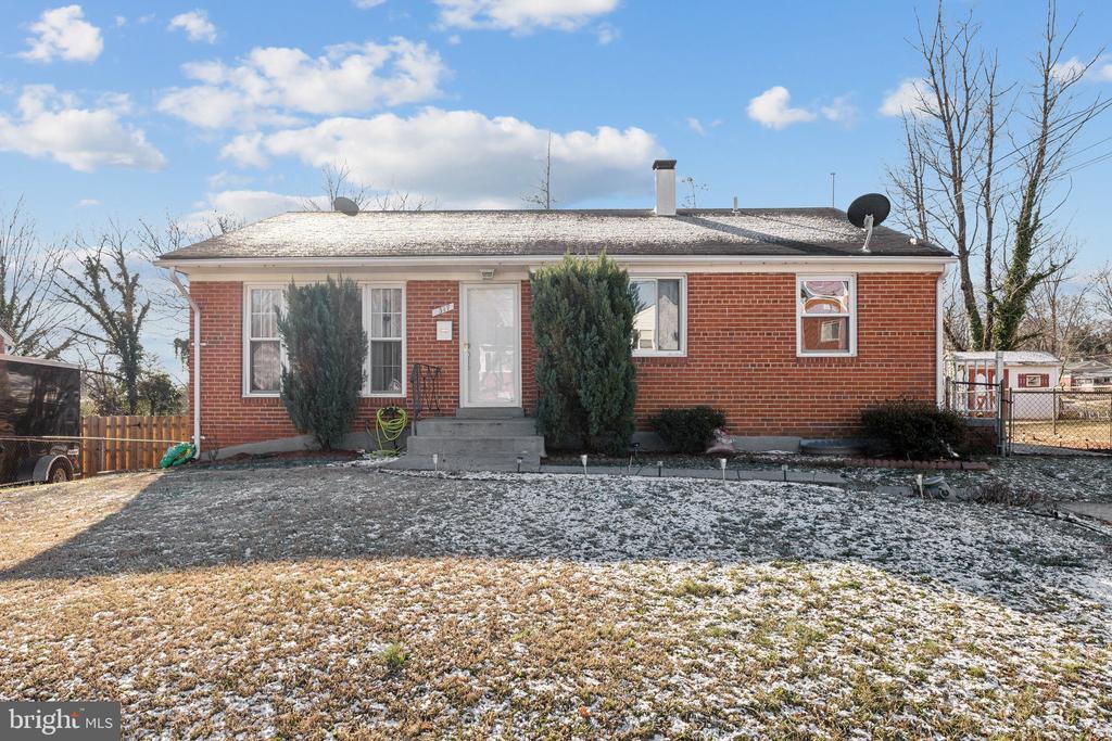 317 FERNDALE PLACE
