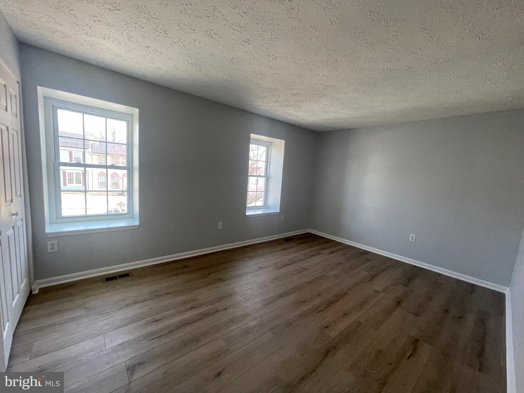 2418 E ROSECROFT VILLAGE CIRCLE