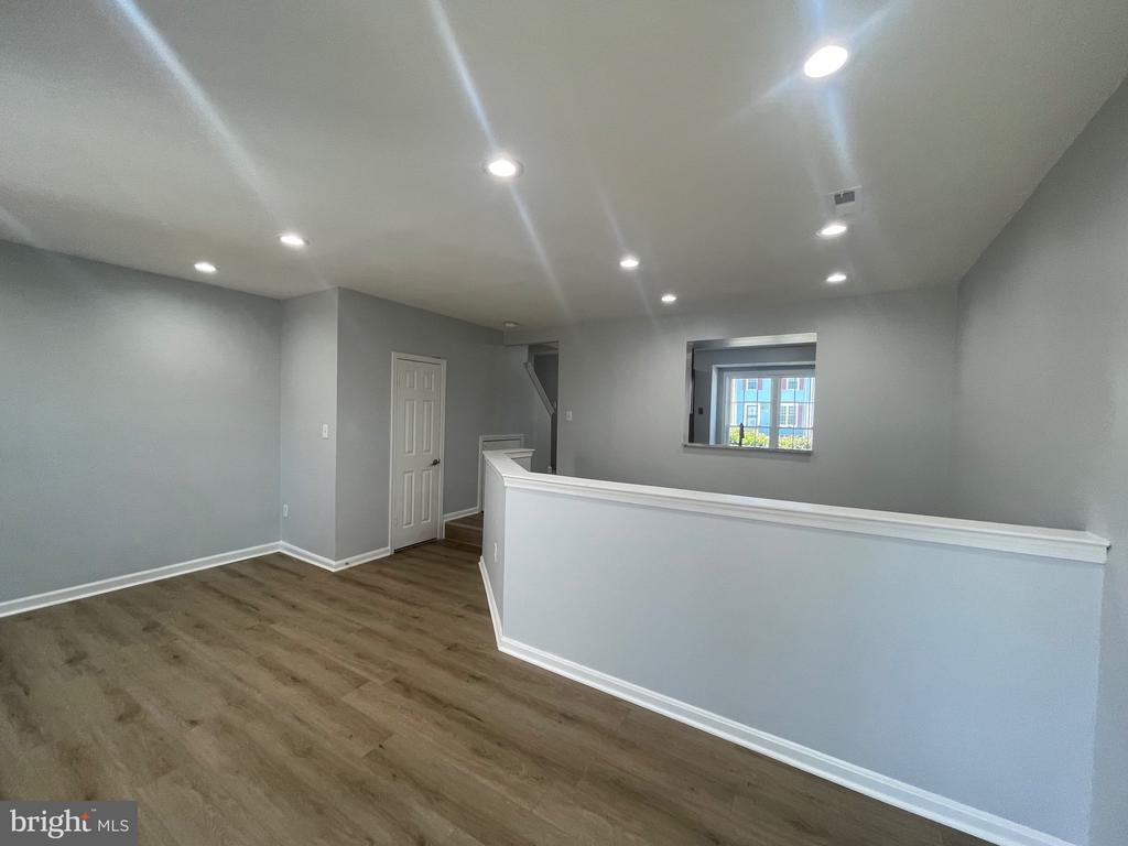 2418 E ROSECROFT VILLAGE CIRCLE
