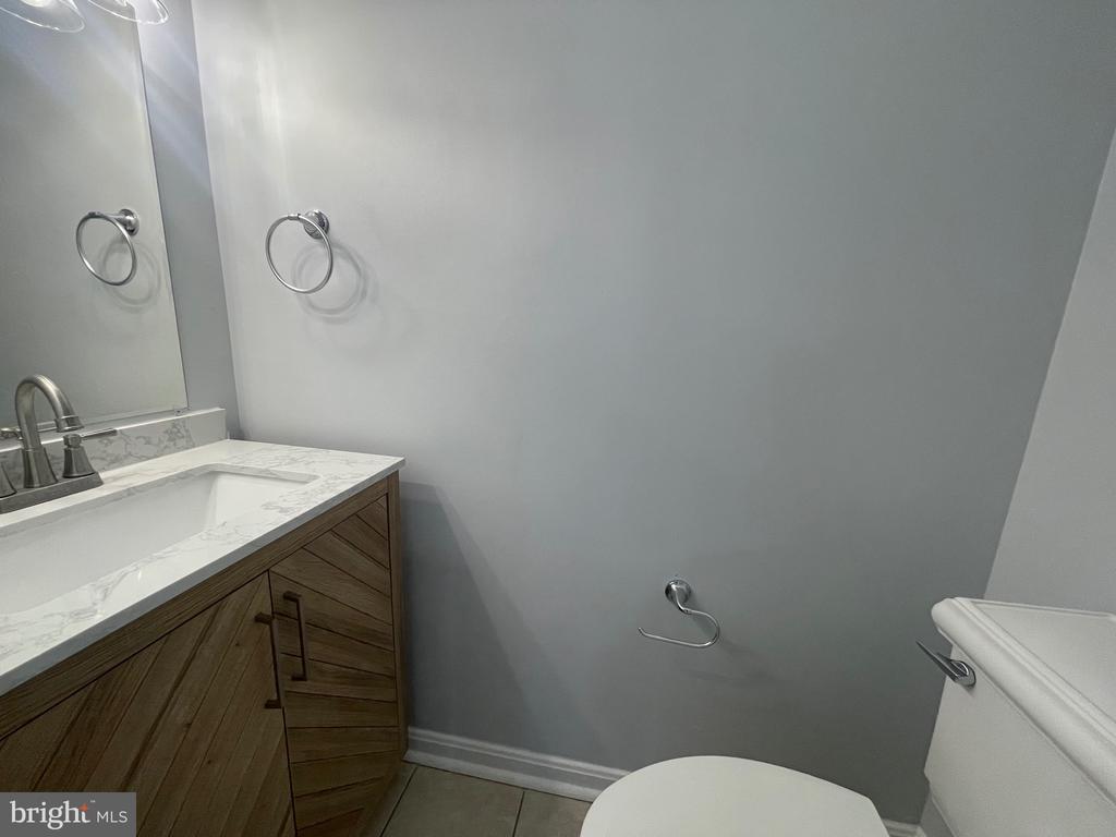 2418 E ROSECROFT VILLAGE CIRCLE