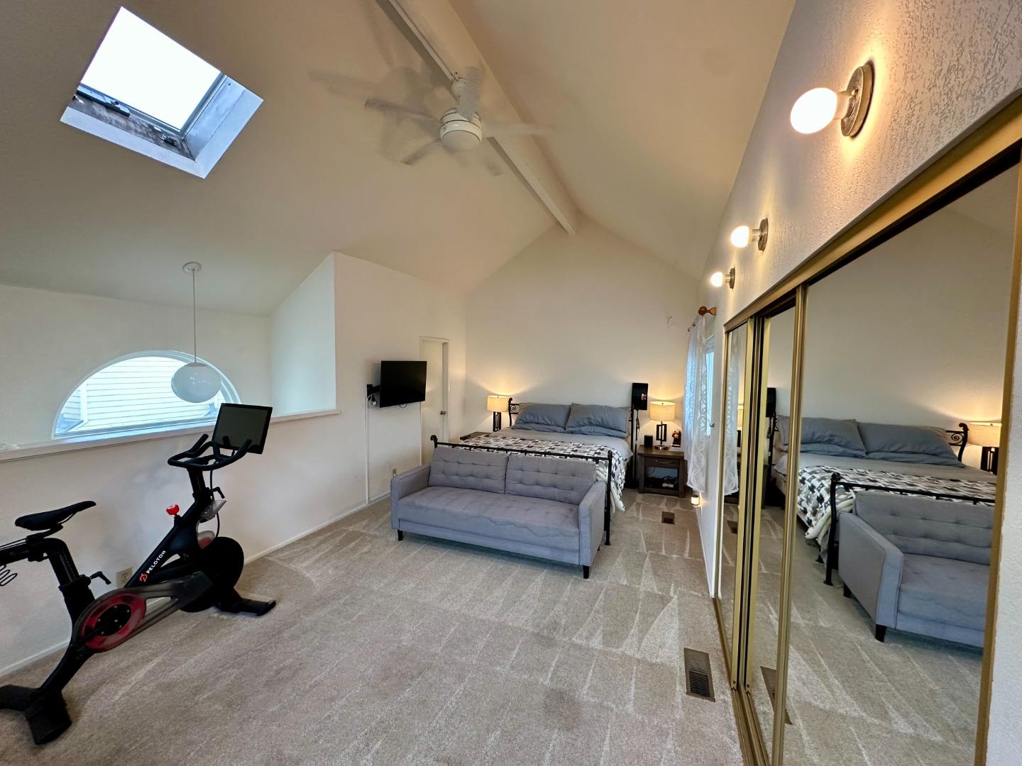 833 South San Thomas Aquino Road L