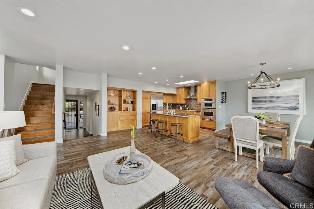 2260 Del Mar Scenic Pkwy