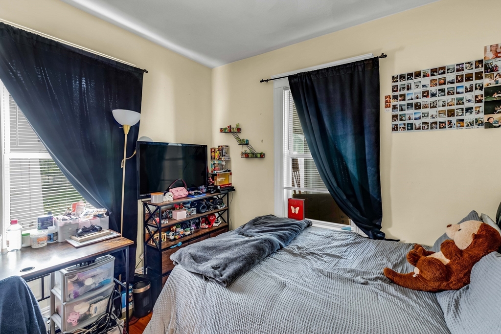 28-30 Early Ave
