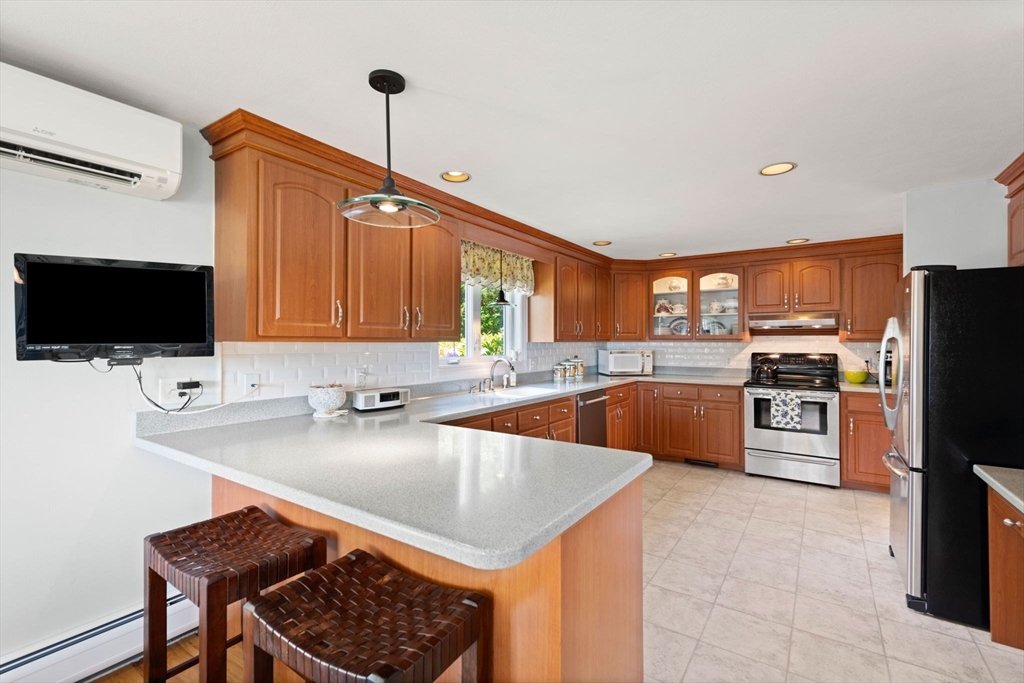158 Whitehall Rd
