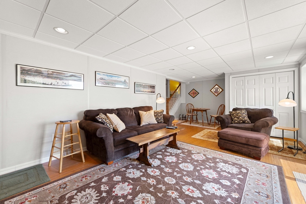 158 Whitehall Rd