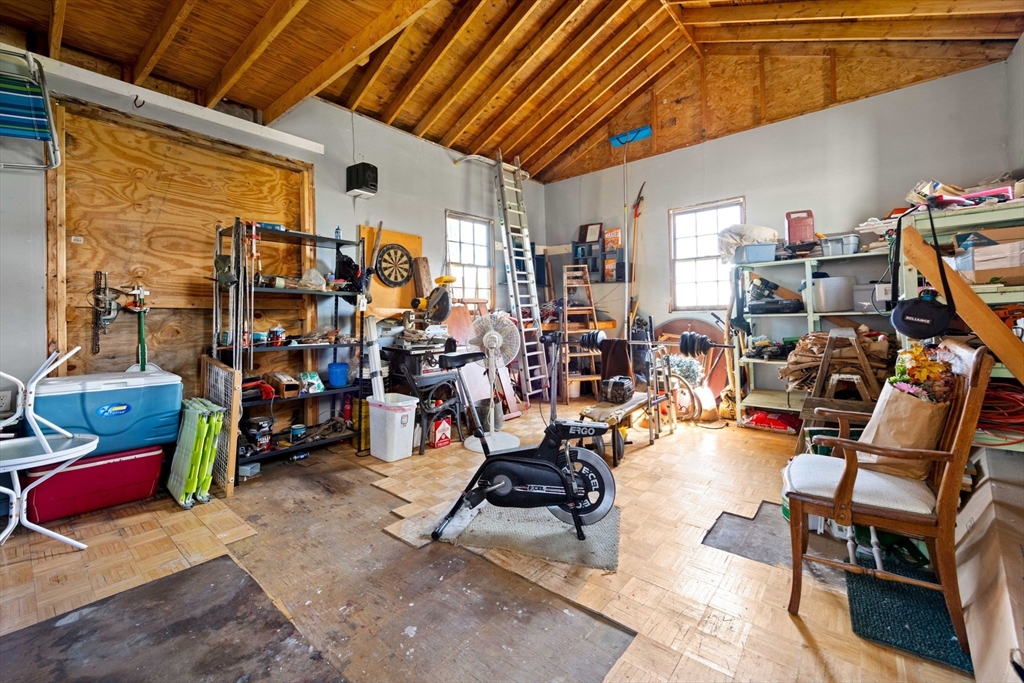 158 Whitehall Rd