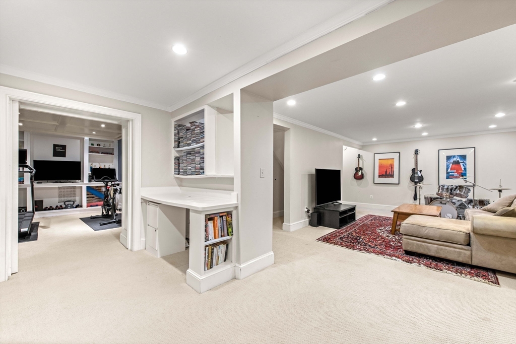 75-1/2 Pleasant Valley Rd