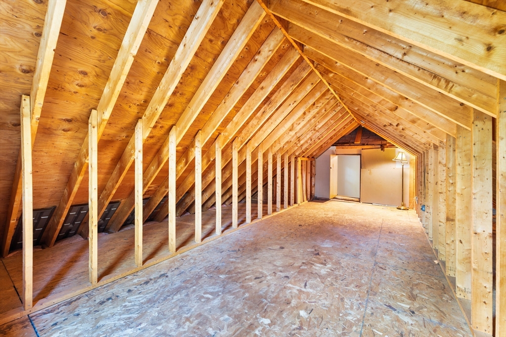 15 Lincoln Ct