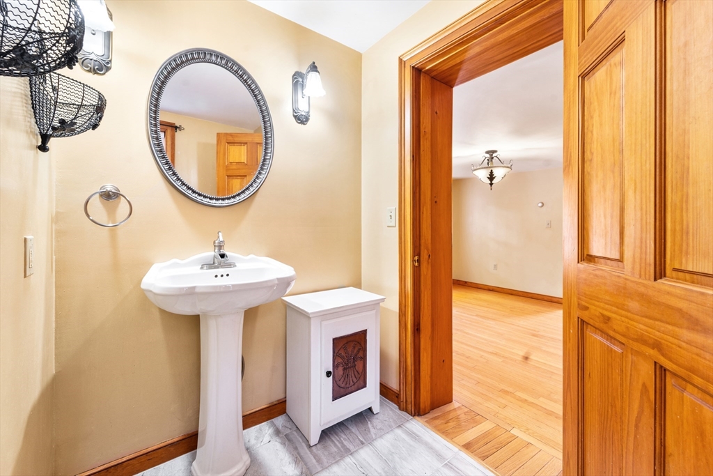 15 Lincoln Ct