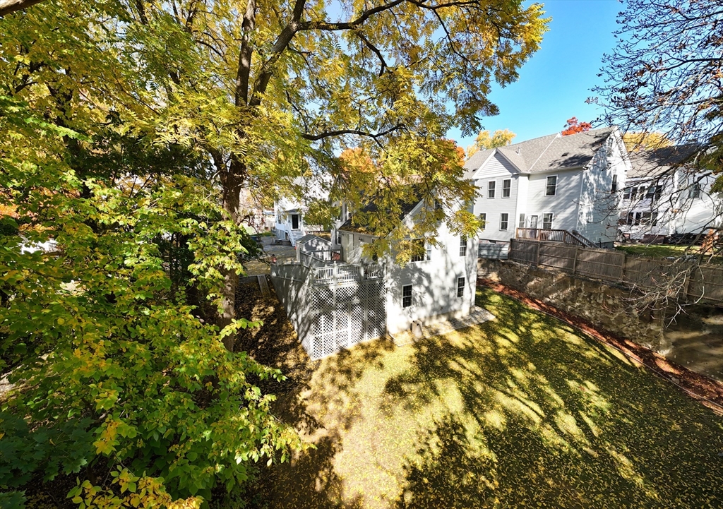 15 Lincoln Ct