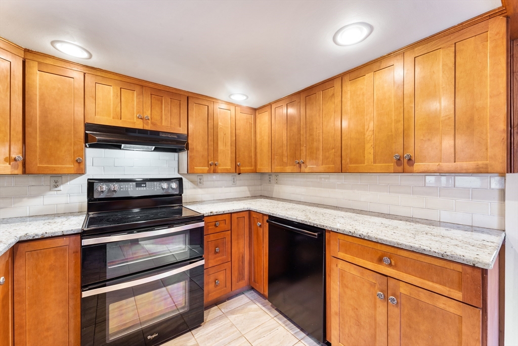 15 Lincoln Ct