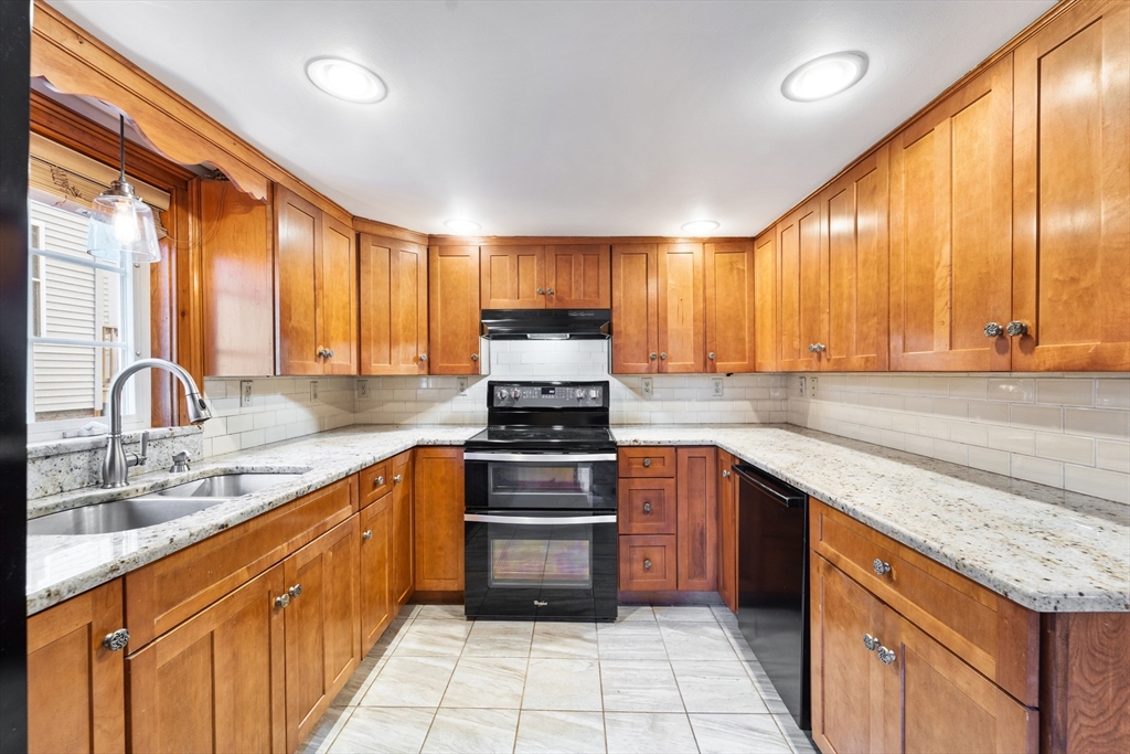 15 Lincoln Ct