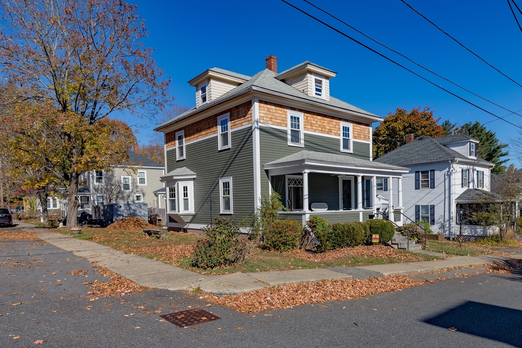 17 Carpenter St