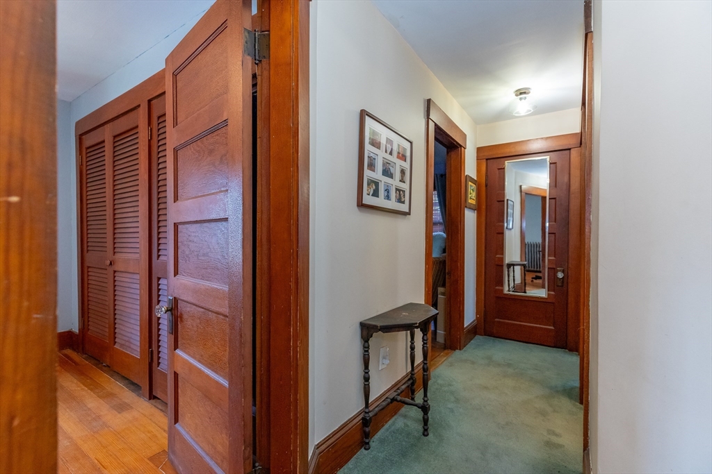 17 Carpenter St
