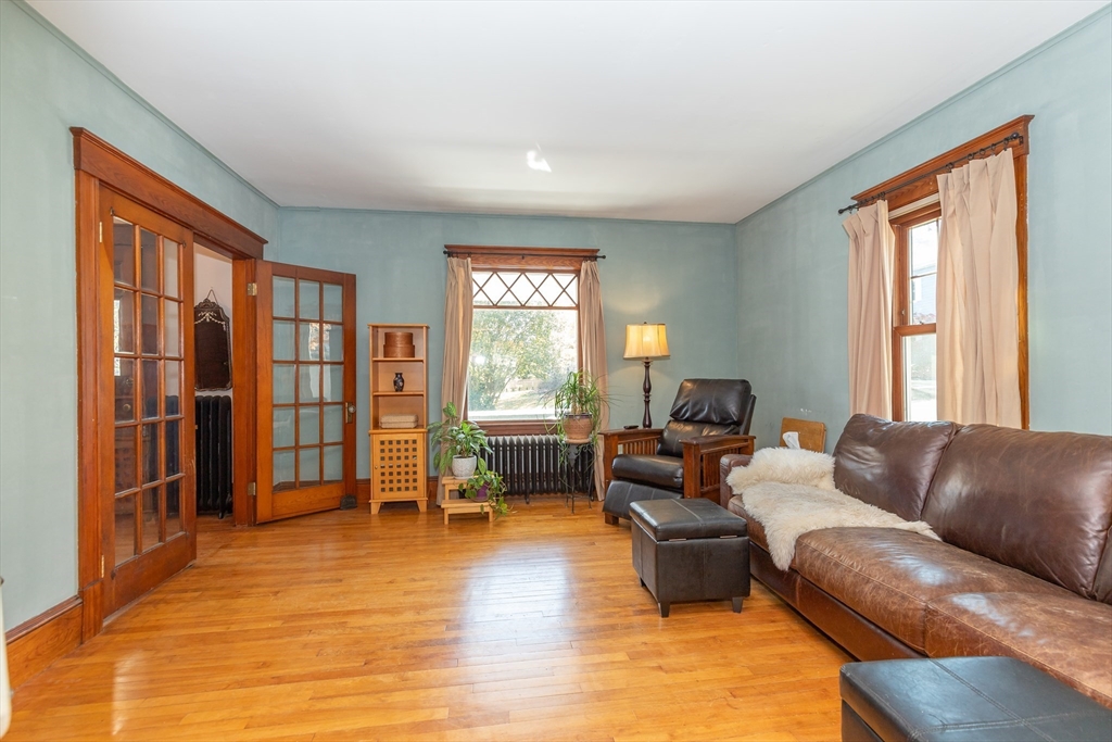 17 Carpenter St