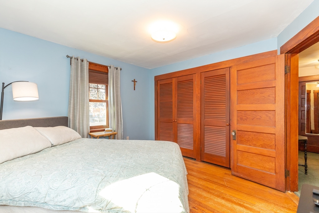 17 Carpenter St