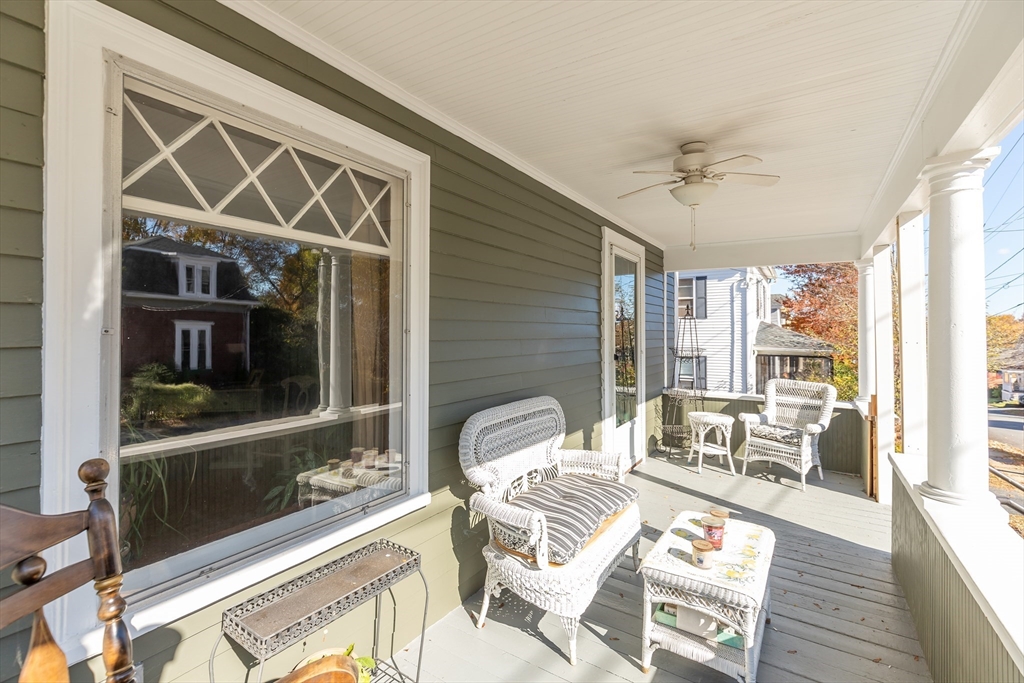 17 Carpenter St