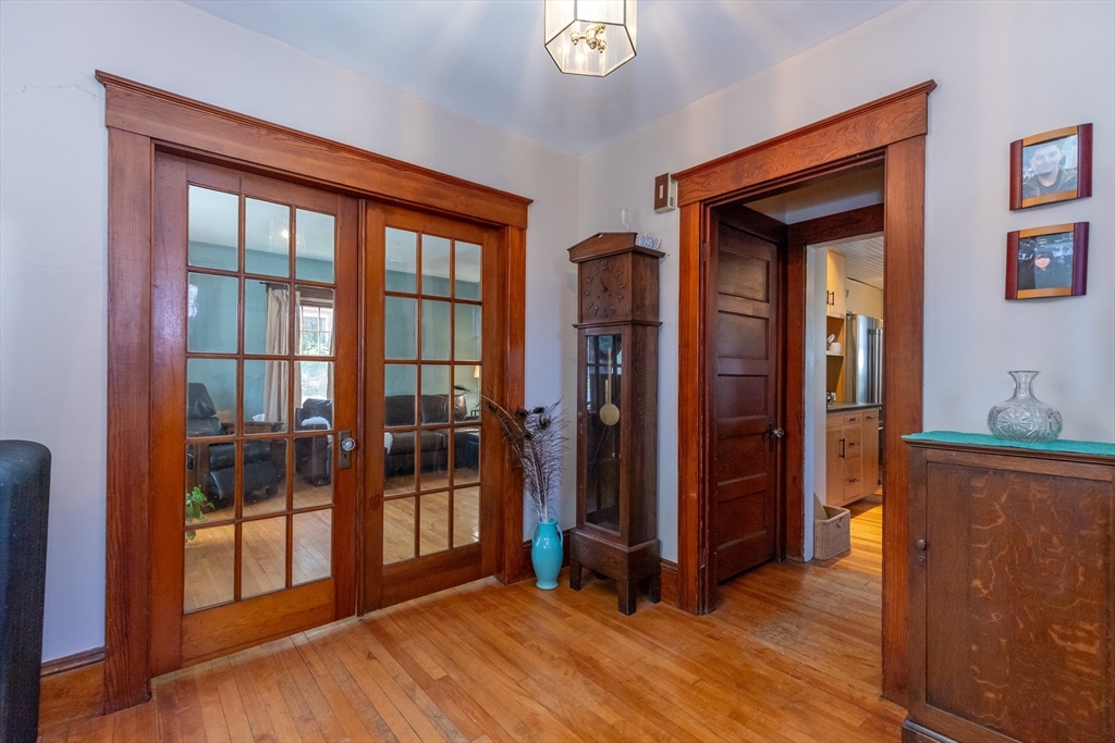 17 Carpenter St