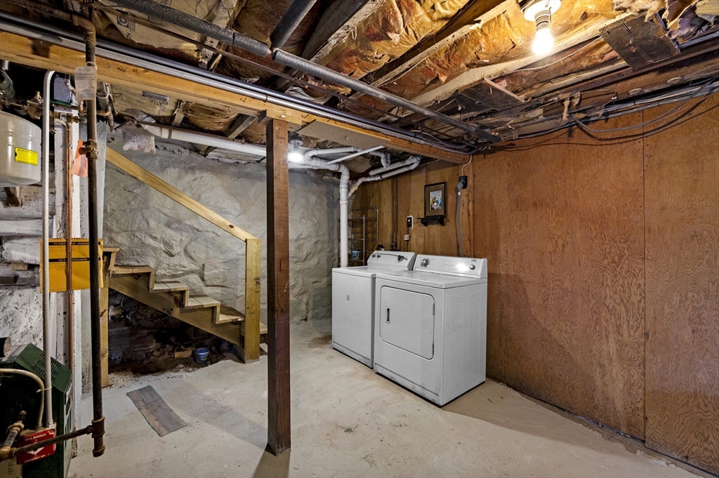 13-1/2 Prospect St
