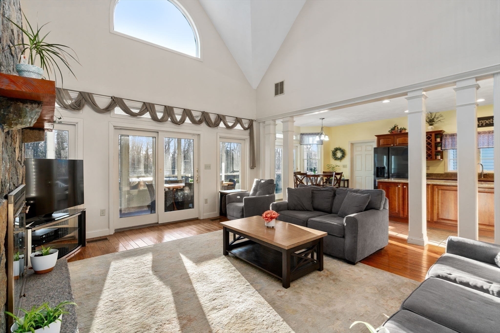 2 Cottles Ferry Lane