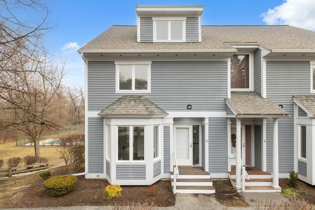 10 Landing Dr # 10