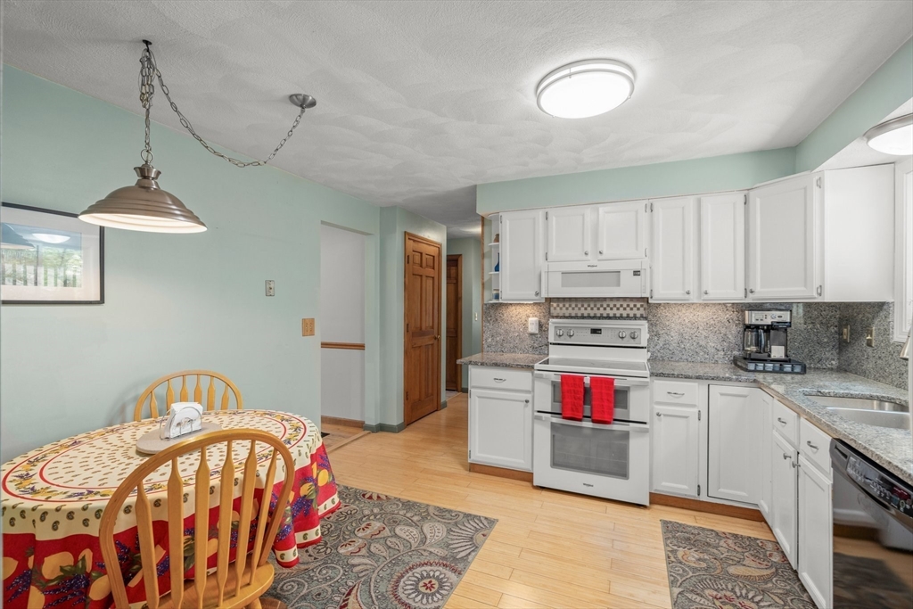 38 Paige Farm Rd