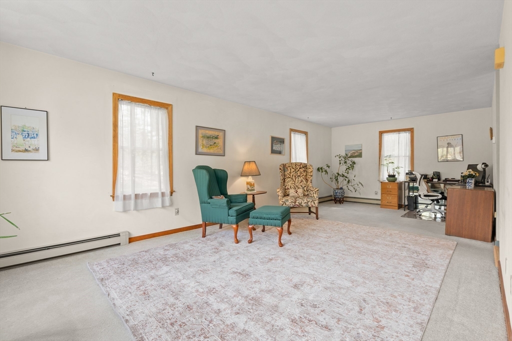 38 Paige Farm Rd