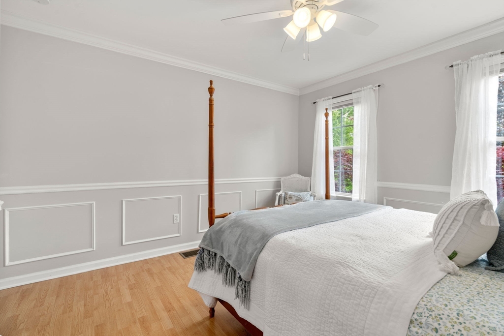 13 Spindle Tree Ln