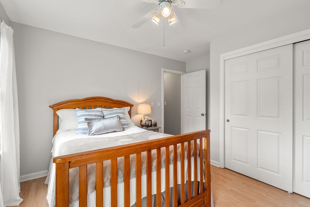 13 Spindle Tree Ln