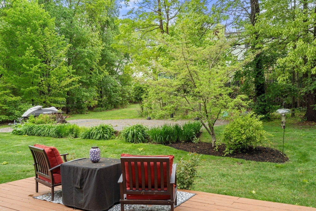 13 Spindle Tree Ln
