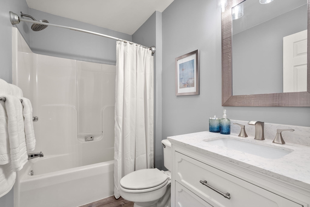 13 Spindle Tree Ln