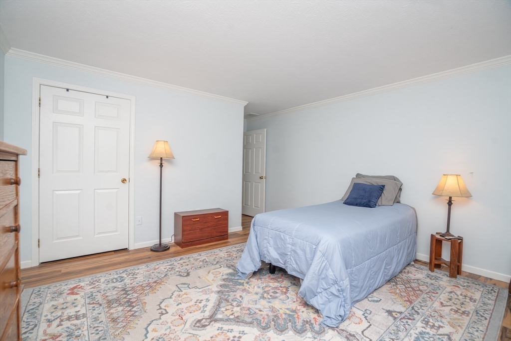 5 Maudsley View Ln