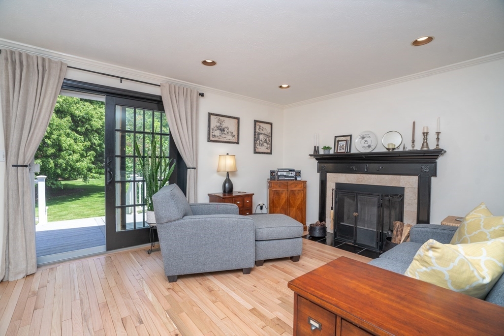 5 Maudsley View Ln