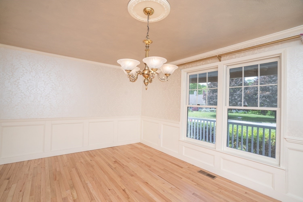 5 Maudsley View Ln