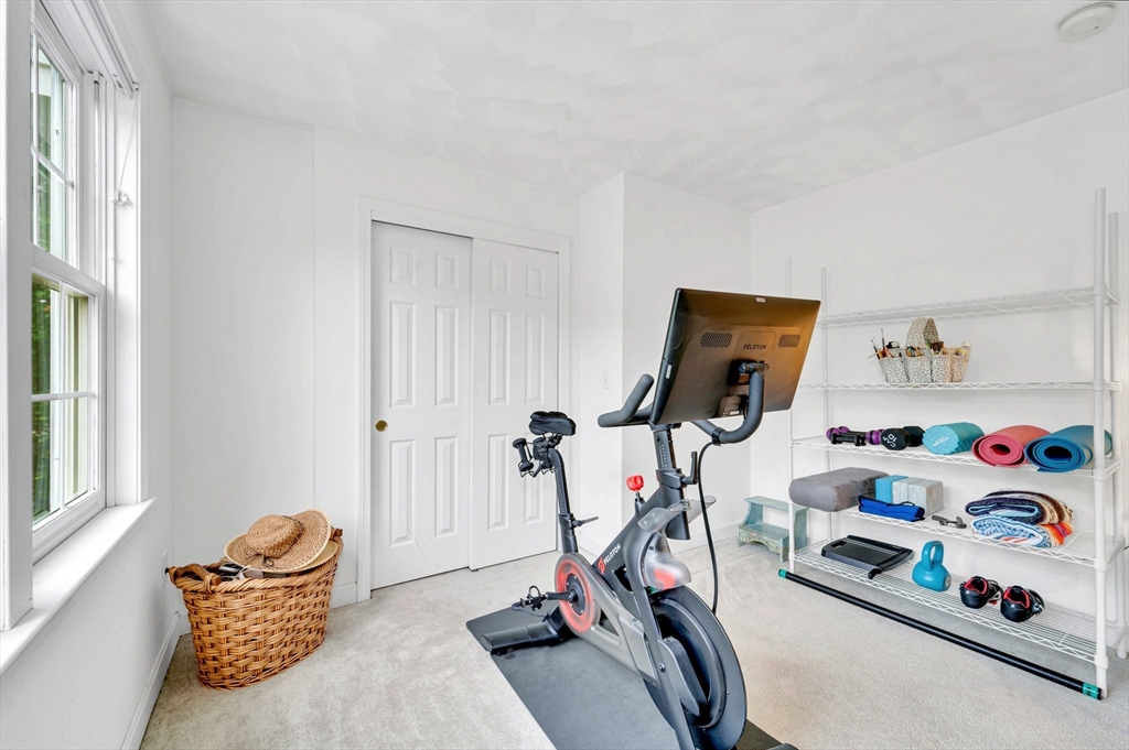 8 Frances Dr