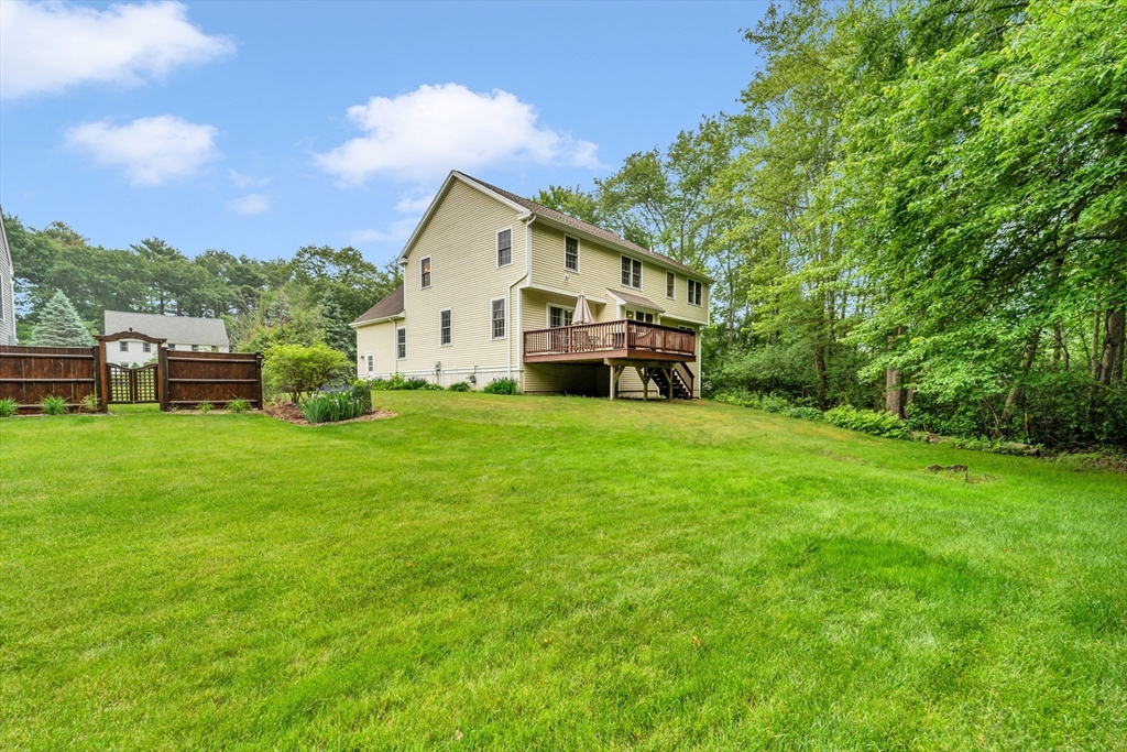 8 Frances Dr