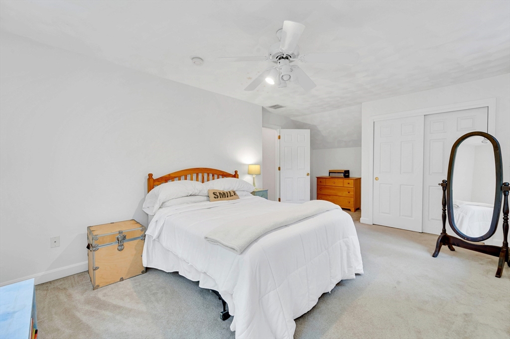 8 Frances Dr