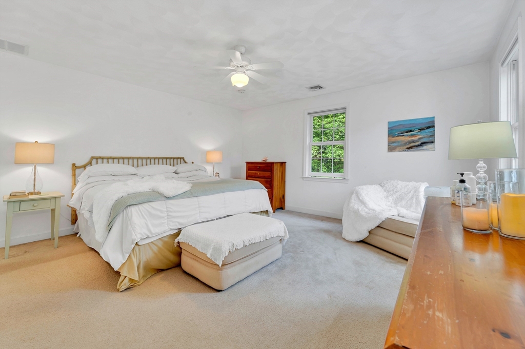 8 Frances Dr