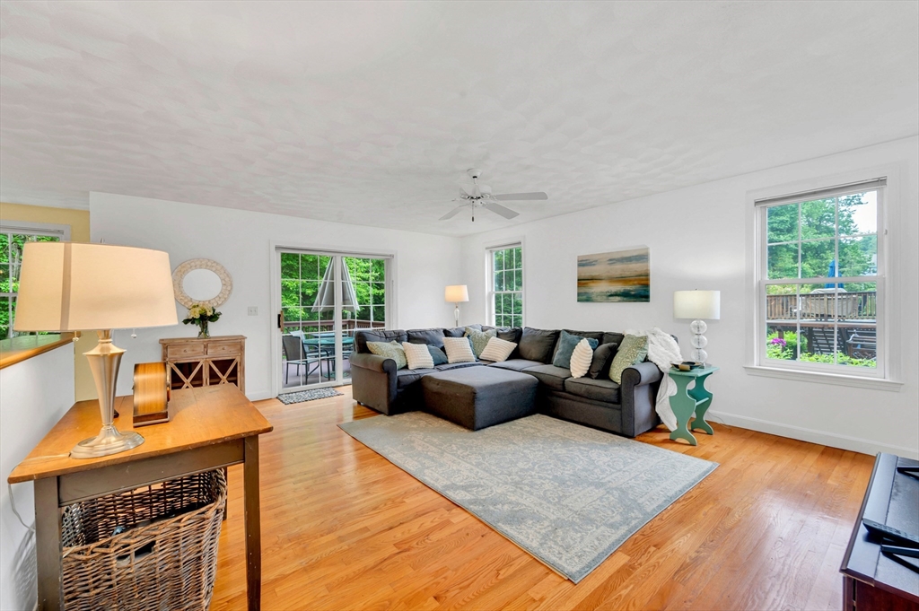 8 Frances Dr