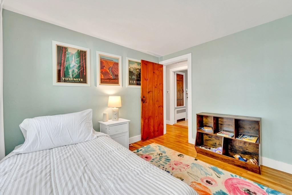 26 Beacon St