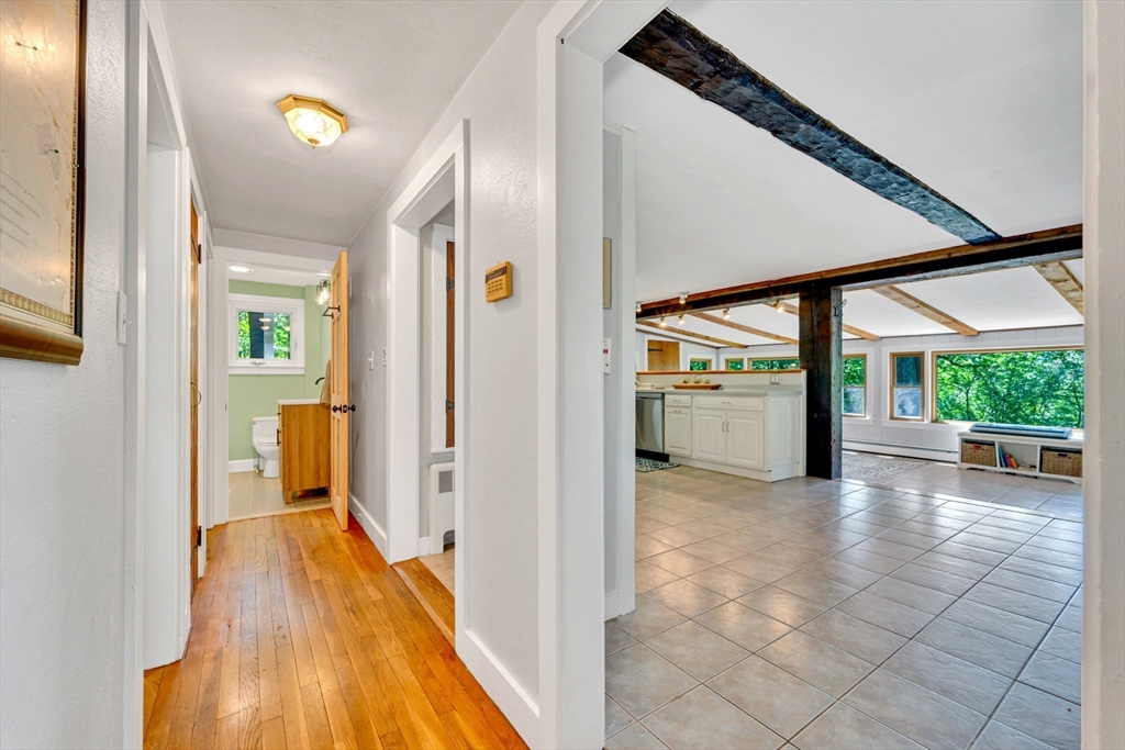 26 Beacon St