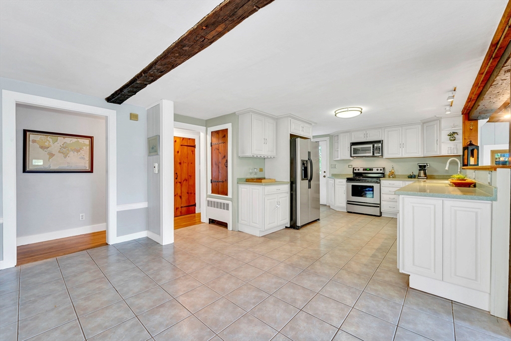 26 Beacon St