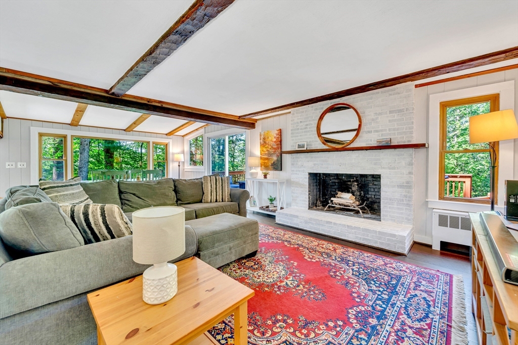 26 Beacon St
