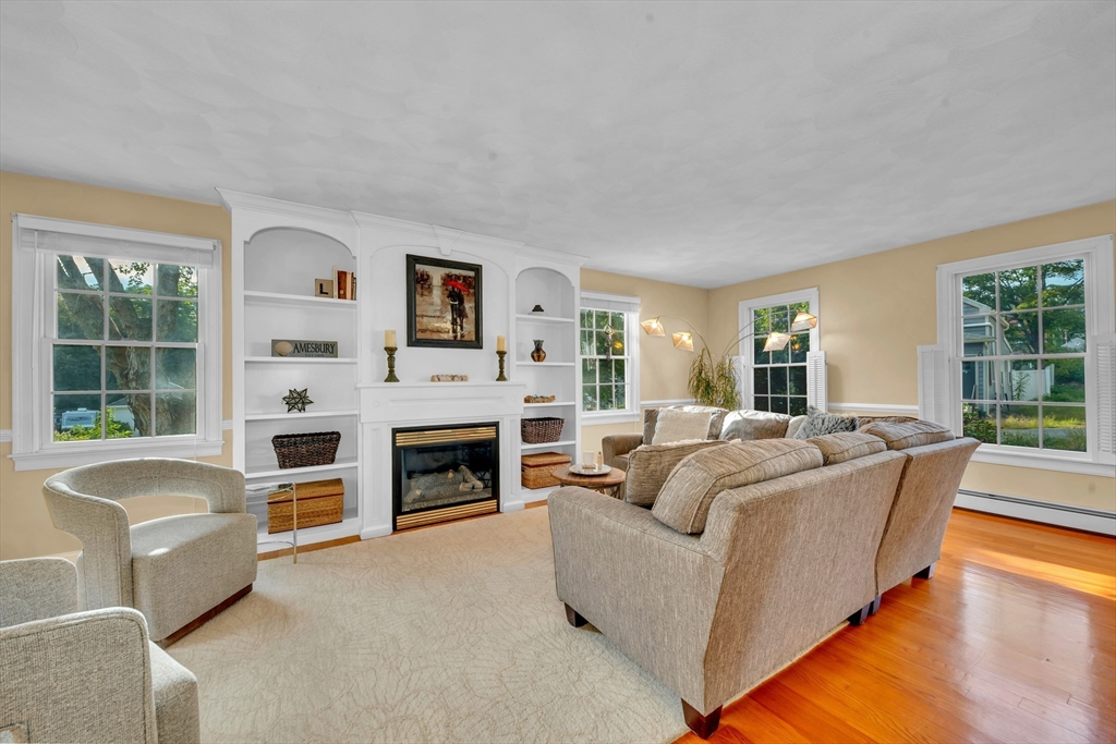 17 Lincoln Ct