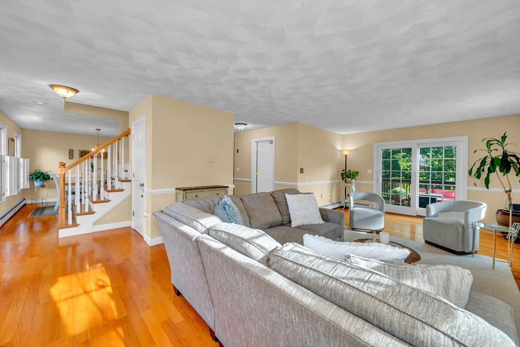 17 Lincoln Ct
