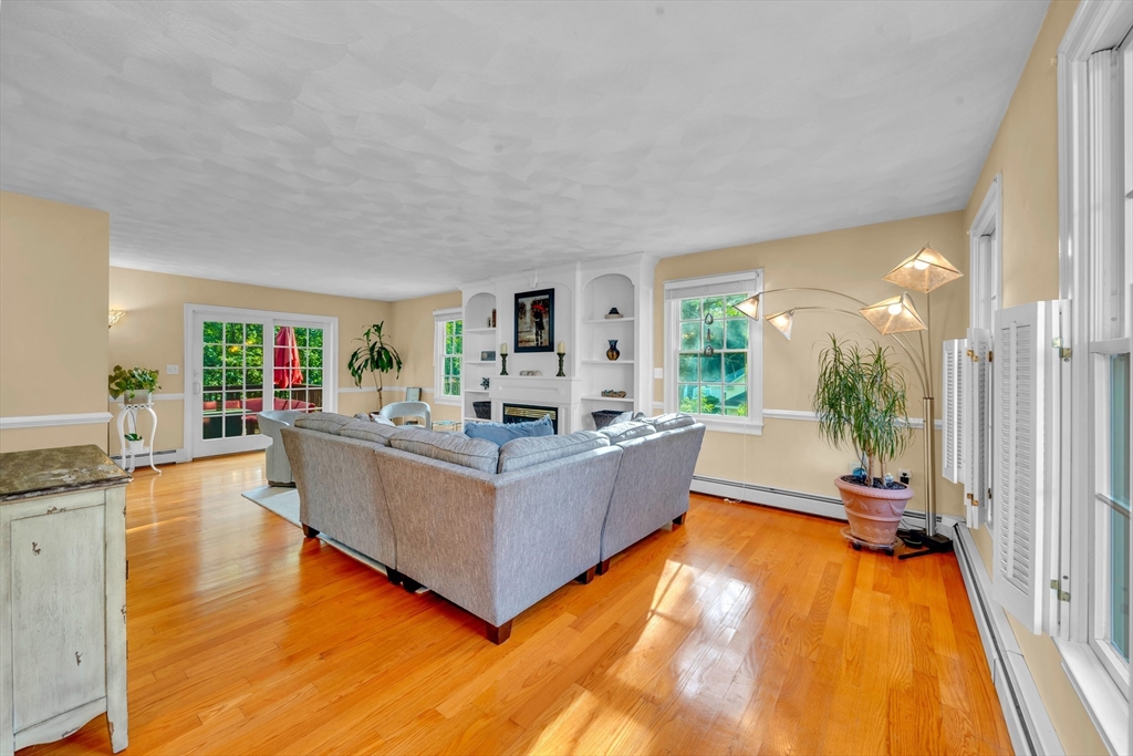 17 Lincoln Ct