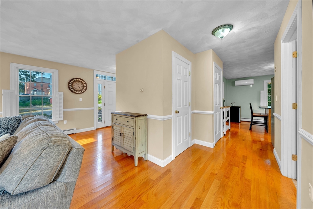 17 Lincoln Ct