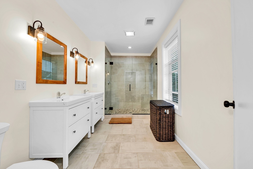 13 Lincoln Ct